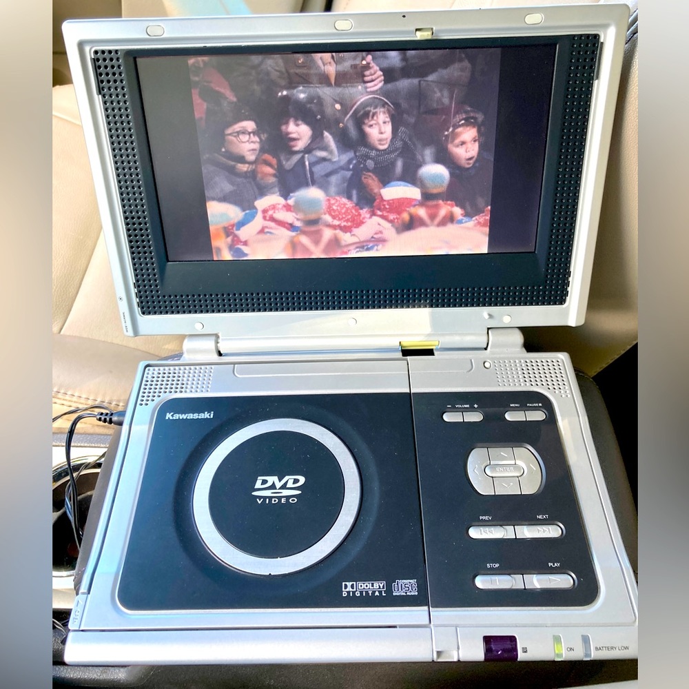 Kawasaki PVS10921 Portable DVD Player